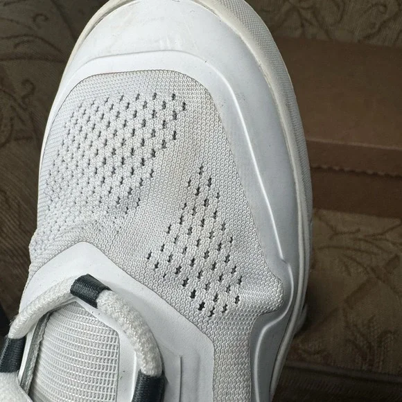 On The Roger Spin Athletic Shoes Men's Size 7 White Jungle (VGC)‎ Used